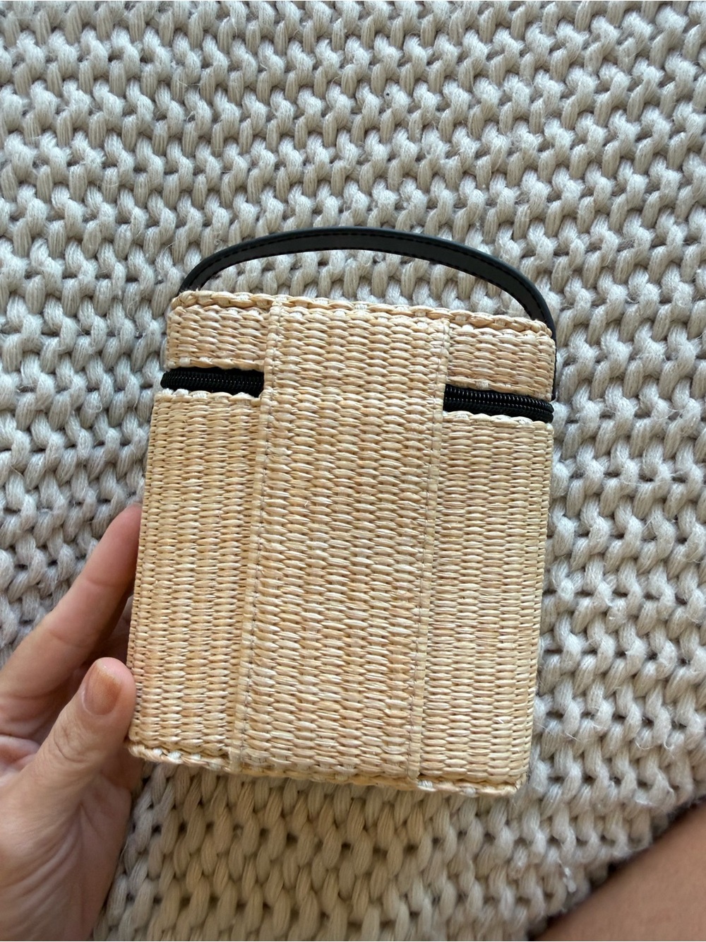 CHANEL Beauté Wicker Cosmetic Case in Natural and Black Trim - Picture 5 of 5